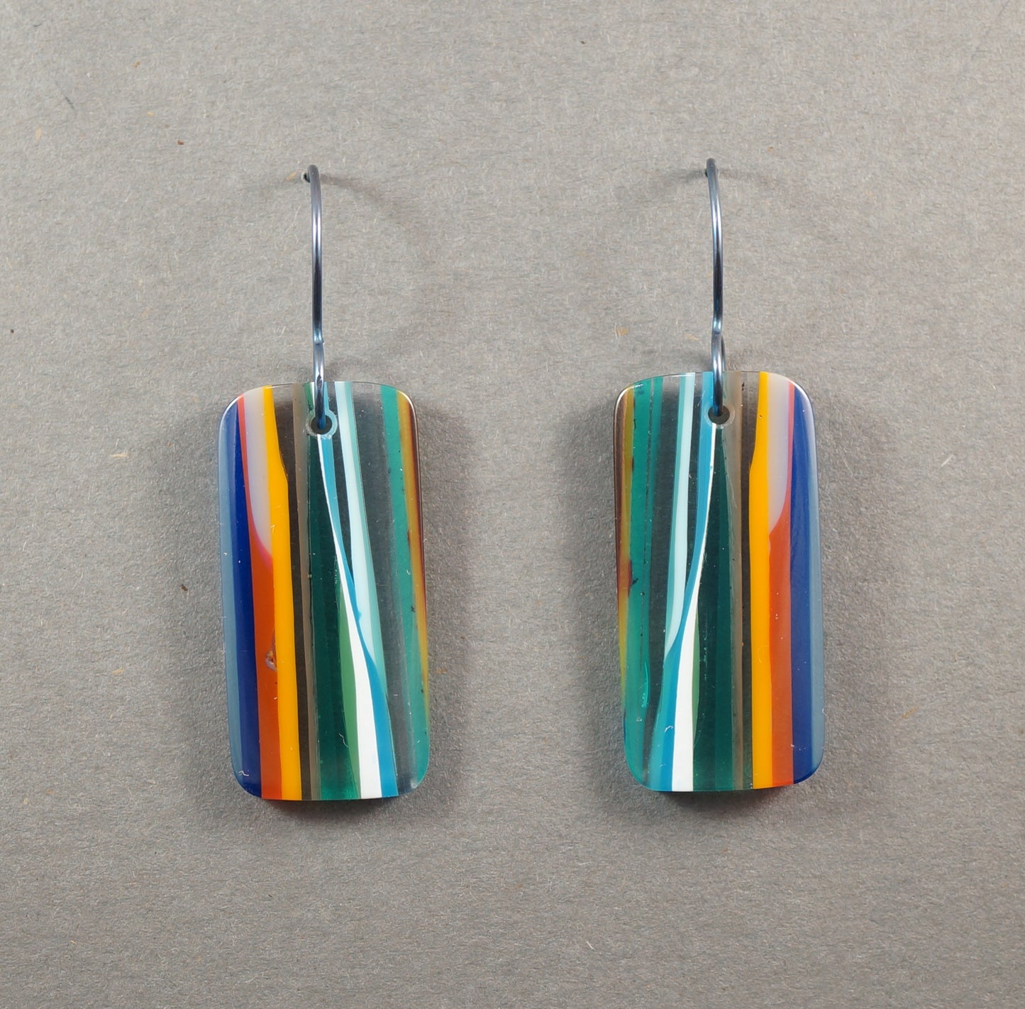 Surfite Earrings w Niobium Hooks