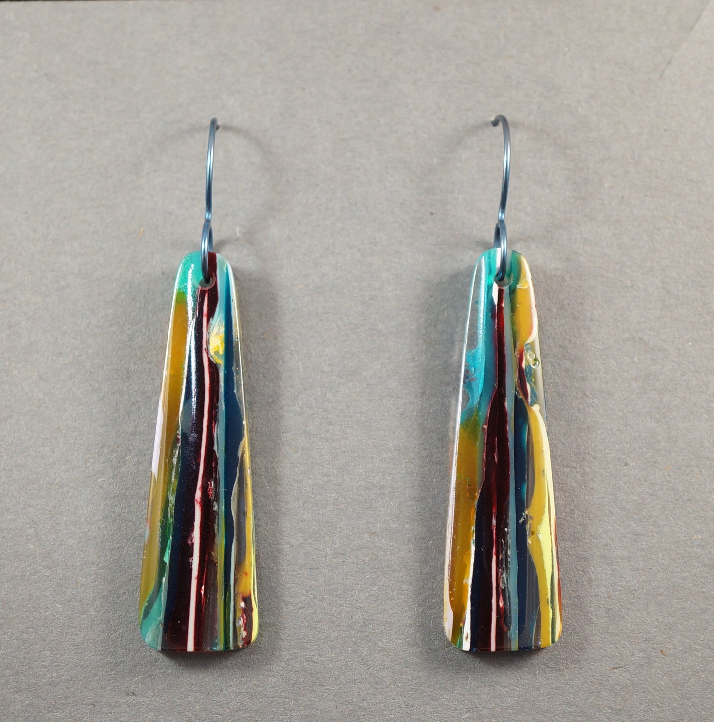 Surfite Earrings w Niobium Hooks