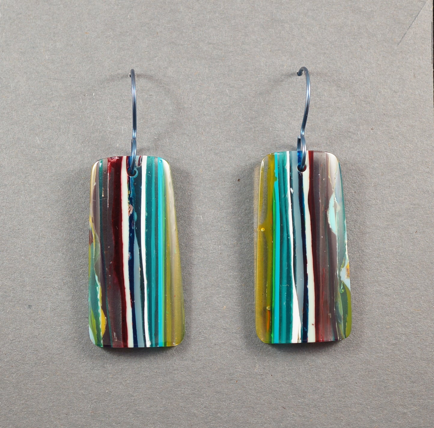 Surfite Earrings w Niobium Hooks