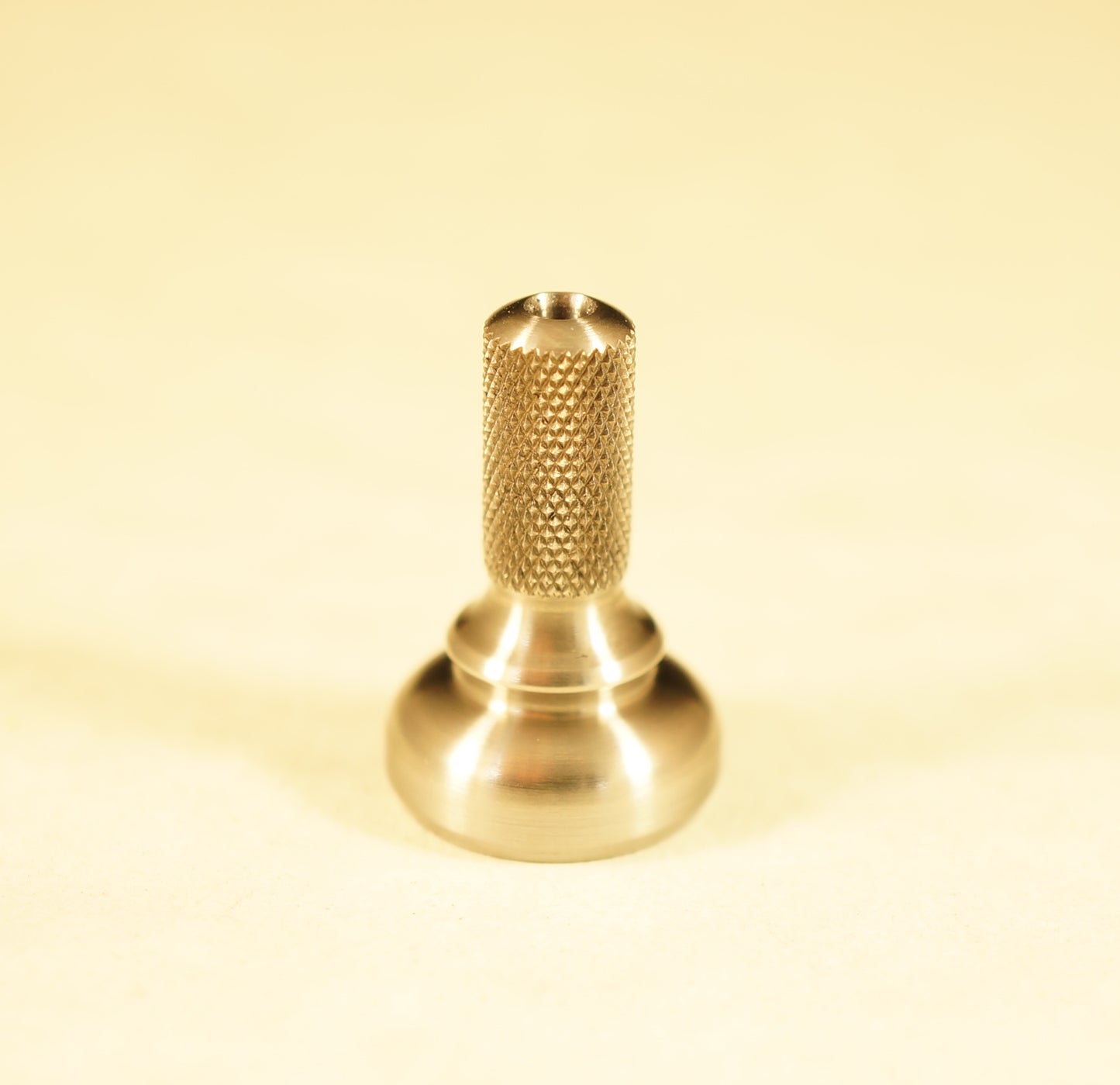 Zipper Pull #2	.8"x.53"	Titanium