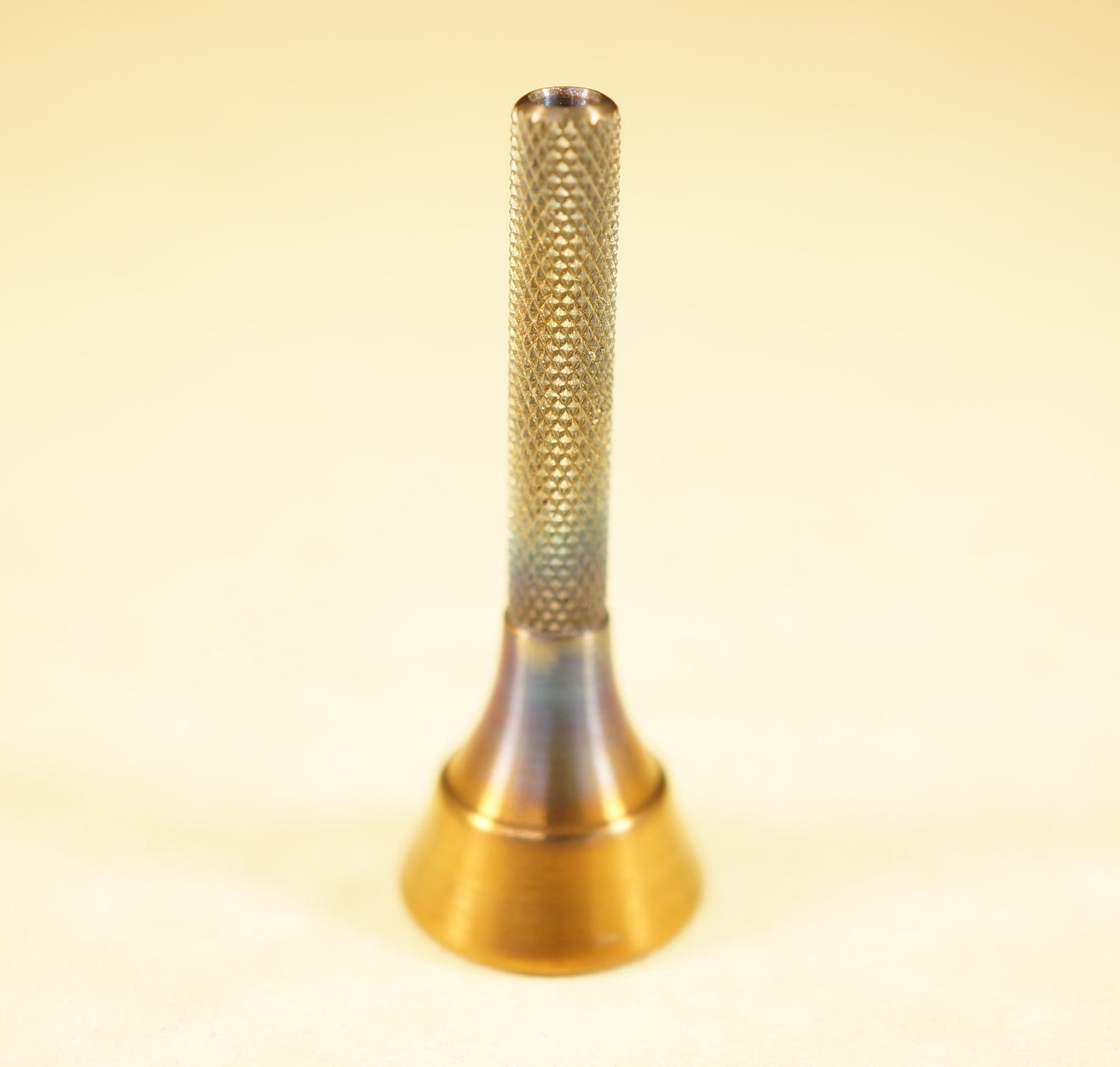 Zipper Pull #4	1.42"x.53"	Titanium