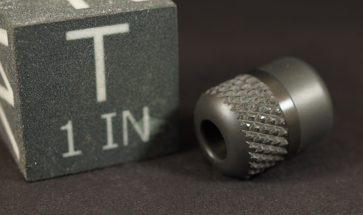 Bead #77	.6"x.78"		Zirconium 702, Half n Half Zirblasted 16 TPI Knurl