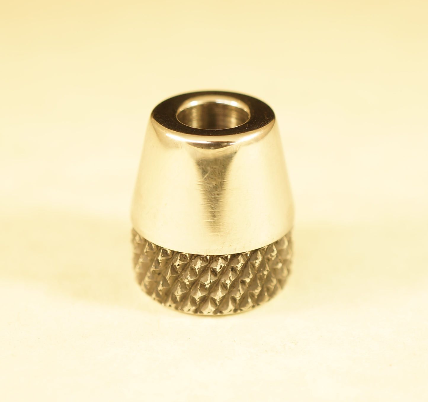 Bead #75	.6"x.68"		Nickel 625 Shiny 16 TPI Knurl Teardrop