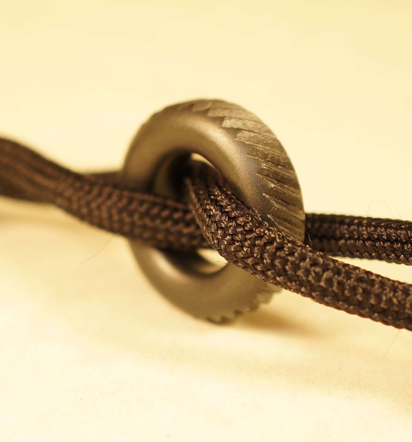 Bead #83	.77"x .23"		Zirconium 705 Rifle Knurl Coin